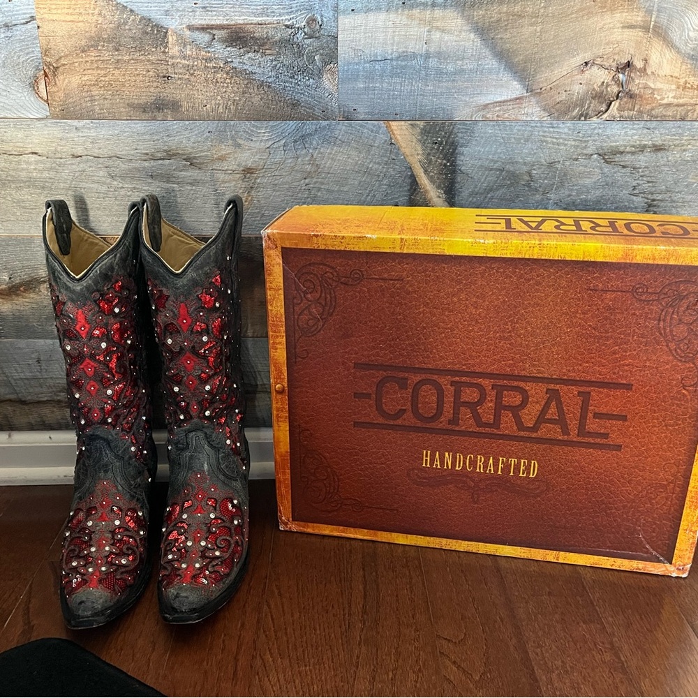 Corral Black and Red Embellished Boots